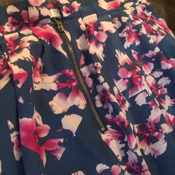 Eliot floral miniskirt - Picture 3 of 4